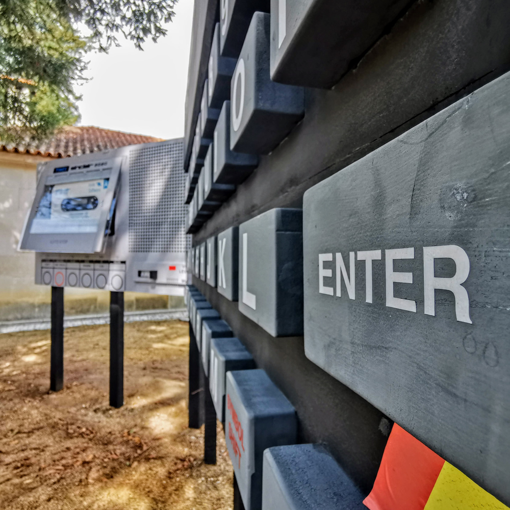 PIXELS & POSSIBILITIES